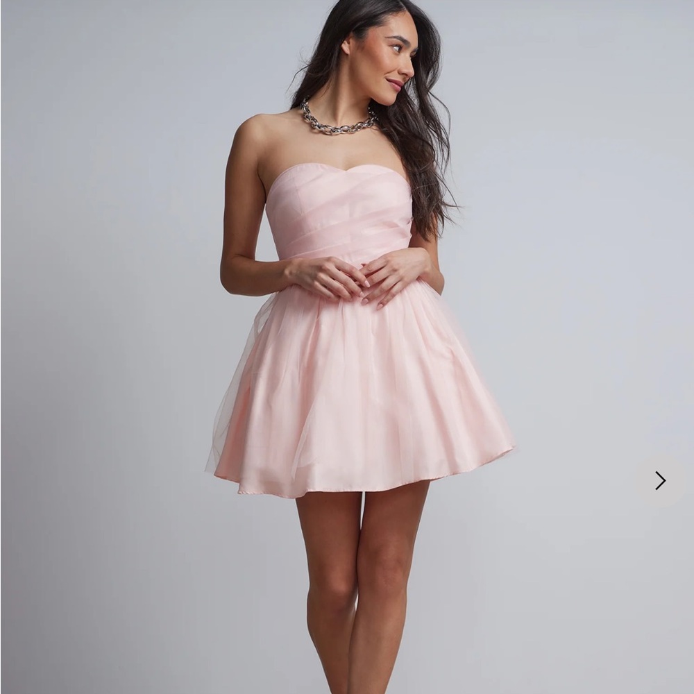 Sweetheart Tulle Dress by New York and Company
